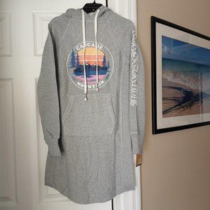 Sweatshirt Dress Gray with Logo "Cascade Mountain" Size Small NEW